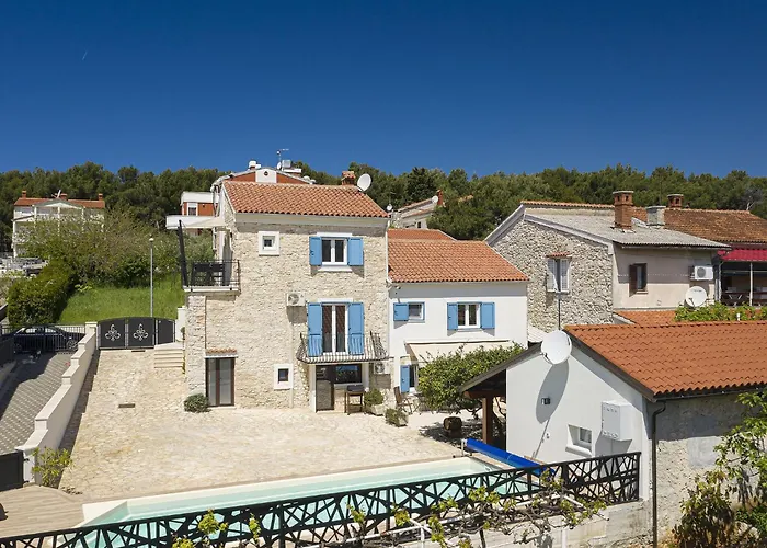 Apartament In Croatia Near Stunning Coastline